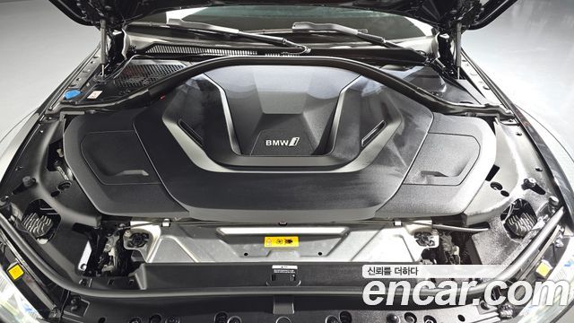 BMW i4 2022 — photo 6