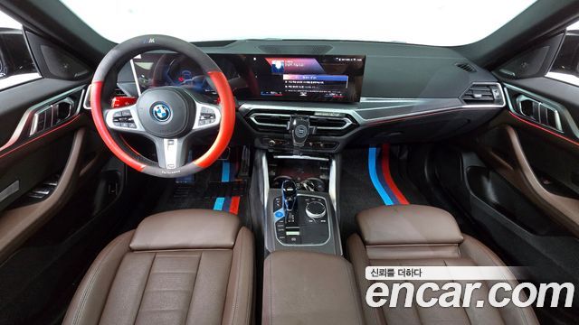 BMW i4 2022 — photo 10
