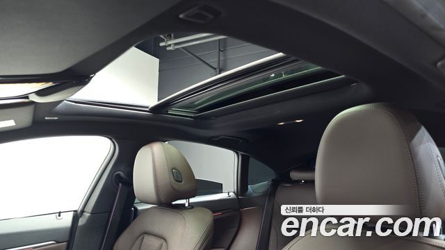 BMW i4 2022 — photo 22