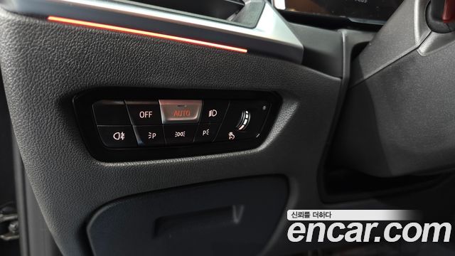 BMW i4 2022 — photo 25