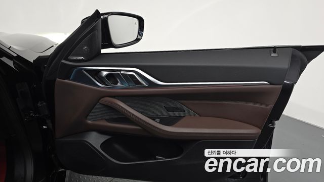 BMW i4 2022 — photo 14
