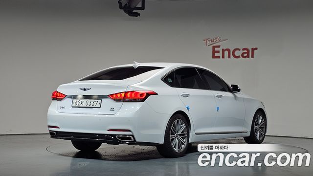 Genesis G80 2017 — photo 2