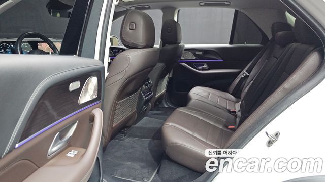 Mercedes-Benz GLE-Class 2022 — photo 18
