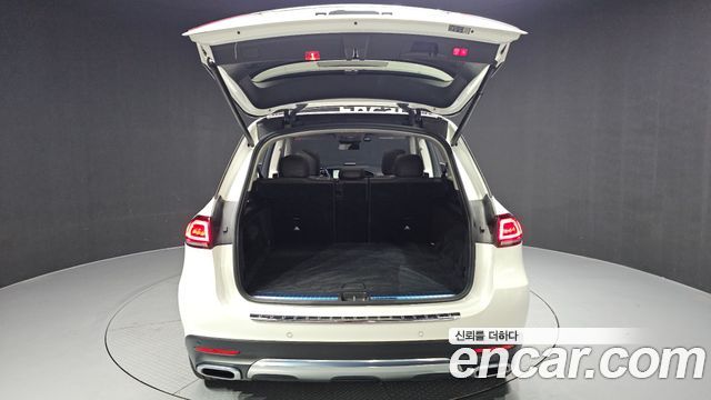 Mercedes-Benz GLE-Class 2022 — photo 26