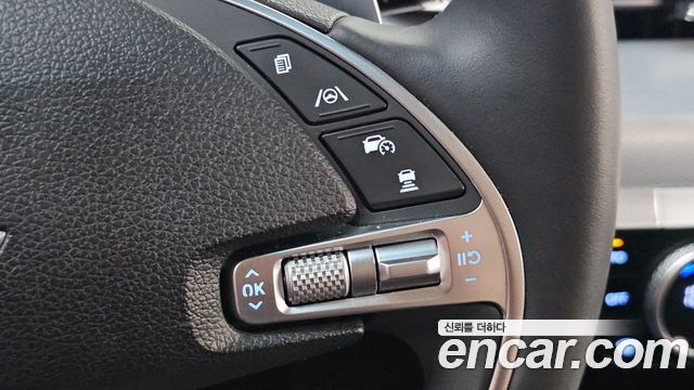Genesis G80 2023 — photo 23