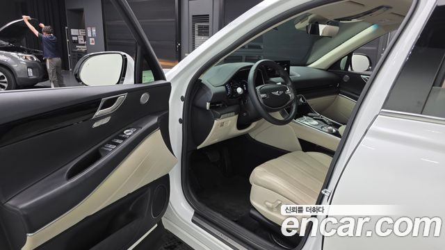 Genesis GV80 2021 — photo 13