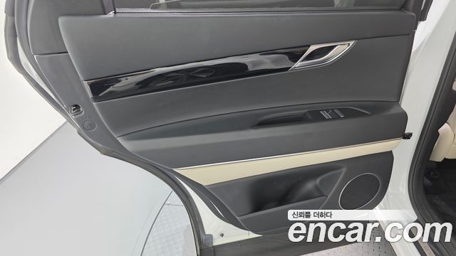 Genesis GV80 2021 — photo 15