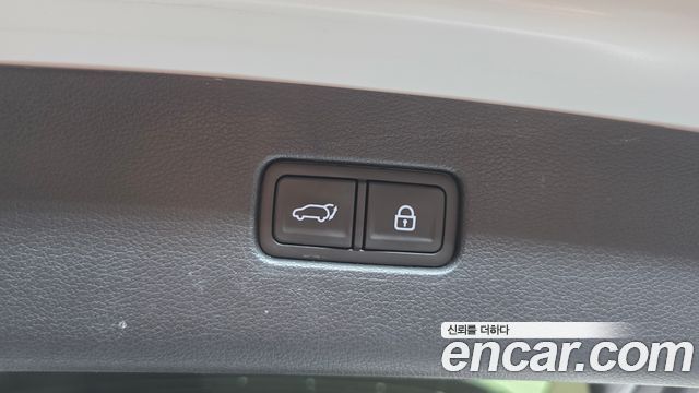 Genesis GV80 2021 — photo 32