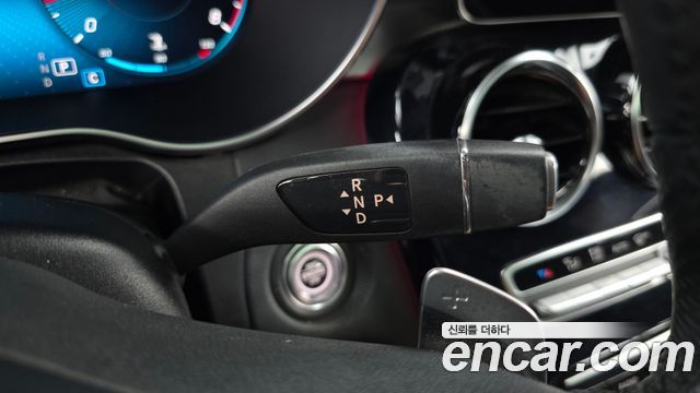 Mercedes-Benz C-Class 2020 — photo 12