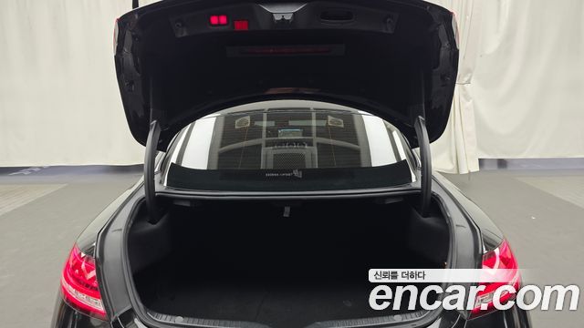 Mercedes-Benz C-Class 2020 — photo 26