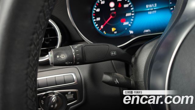 Mercedes-Benz C-Class 2020 — photo 29