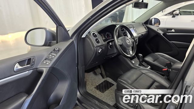 Volkswagen Tiguan 2013 — photo 10