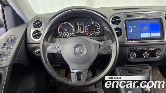 Volkswagen Tiguan 2013 — photo 13