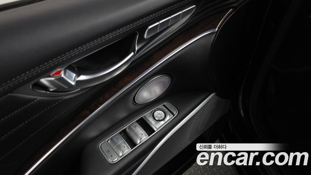 Kia K9 2019 — photo 24