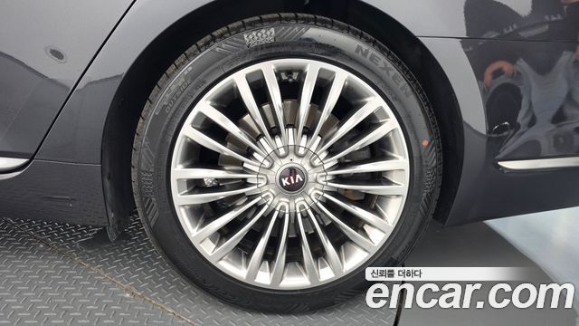 Kia K9 2019 — photo 7