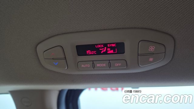 Kia Canival 2019 — photo 23