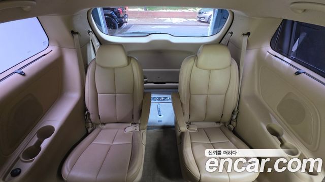 Kia Canival 2019 — photo 25