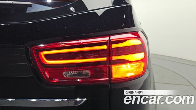 Kia Canival 2019 — photo 9
