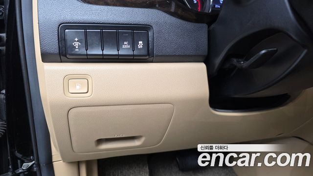 Kia Canival 2019 — photo 31