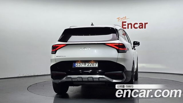 Kia Sportage 2022 — photo 4
