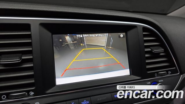 Hyundai AVANTE 2016 — photo 22