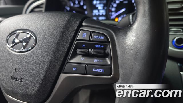 Hyundai AVANTE 2016 — photo 23