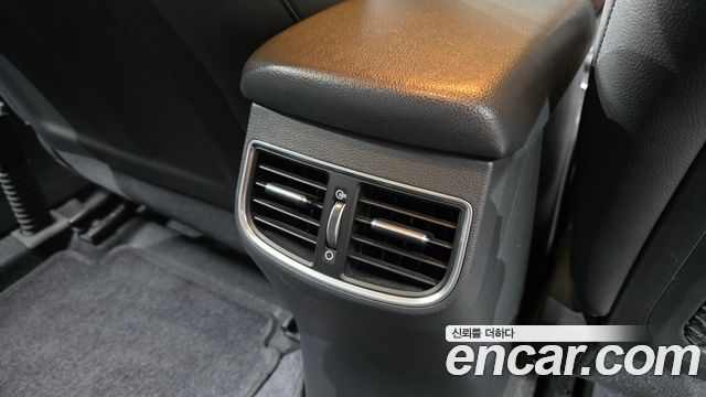 Hyundai AVANTE 2016 — photo 29