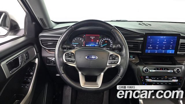 Ford Explorer 2020 — photo 19