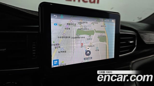 Ford Explorer 2020 — photo 20