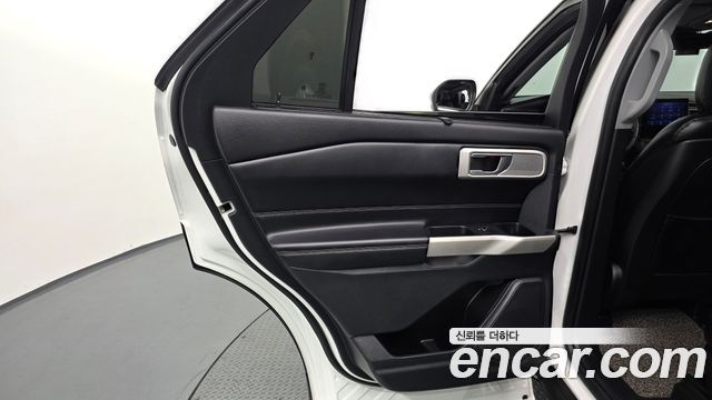 Ford Explorer 2020 — photo 15