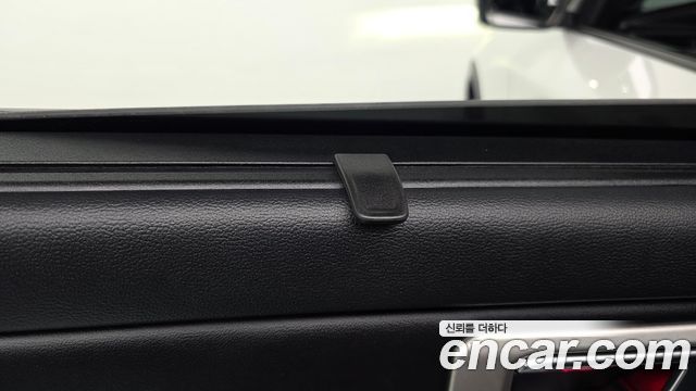 Ford Explorer 2020 — photo 31