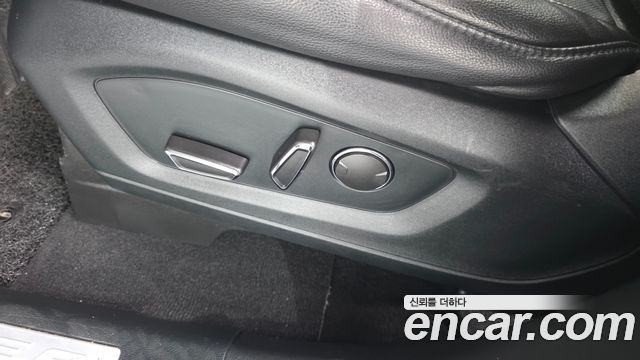 Ford Explorer 2020 — photo 33