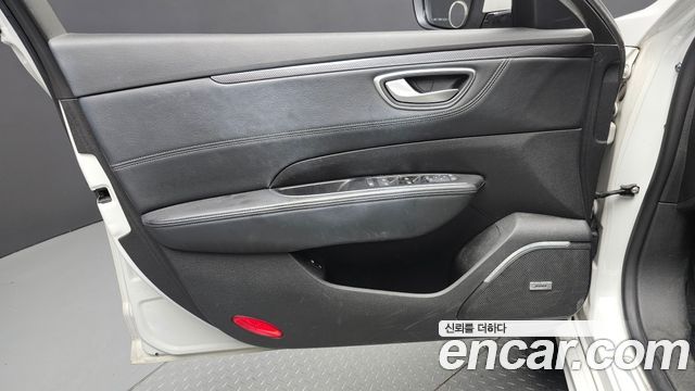 Renault Korea SM6 2017 — photo 14