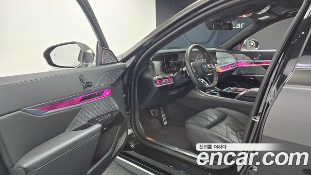BMW i7 2024 — photo 10