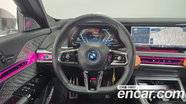 BMW i7 2024 — photo 13