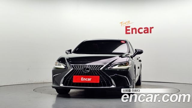 Lexus ES 2023 — photo 3