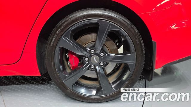 Genesis G70 2019 — photo 7