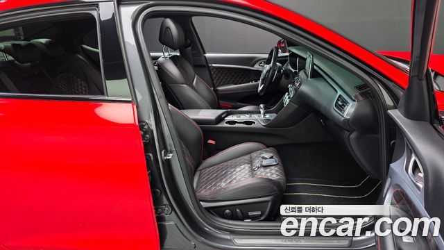 Genesis G70 2019 — photo 16
