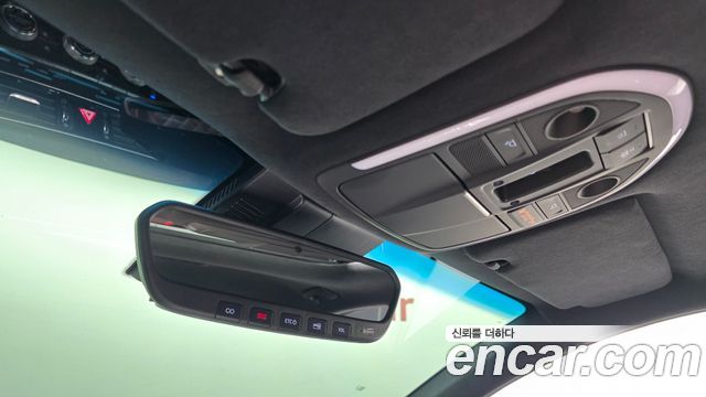 Genesis G70 2019 — photo 32