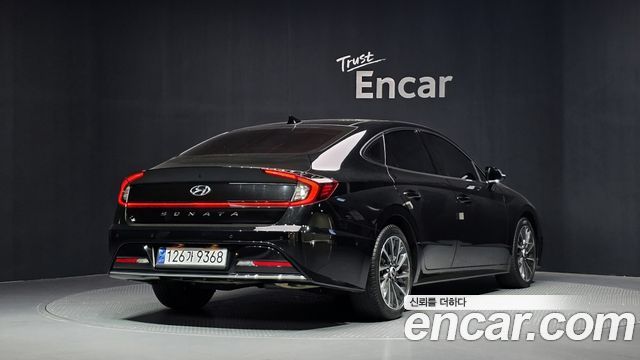 Hyundai Sonata 2022 — photo 2