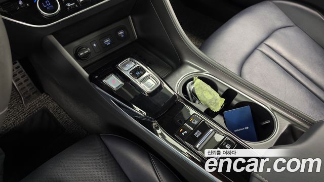 Hyundai Sonata 2022 — photo 12