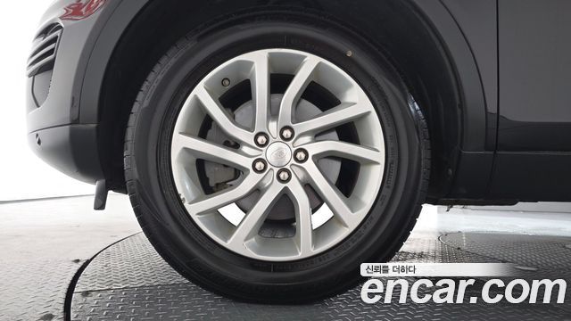 Land Rover Discovery Sport 2019 — photo 5
