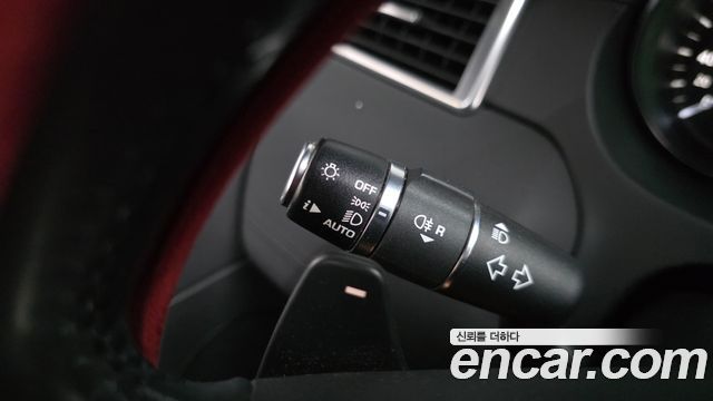 Land Rover Discovery Sport 2019 — photo 30