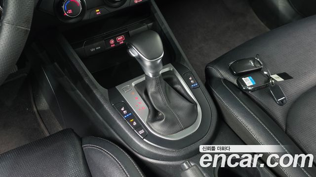 Kia K3 2019 — photo 12