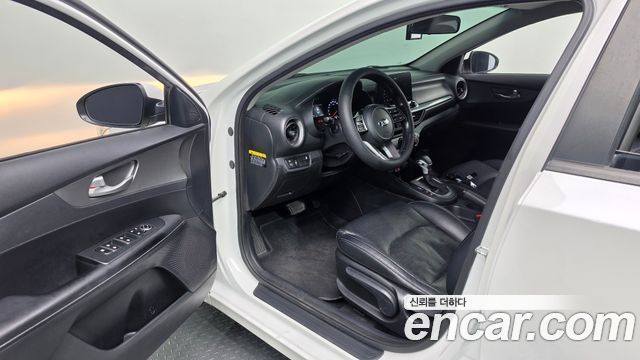 Kia K3 2019 — photo 13