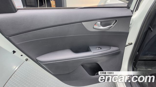 Kia K3 2019 — photo 15