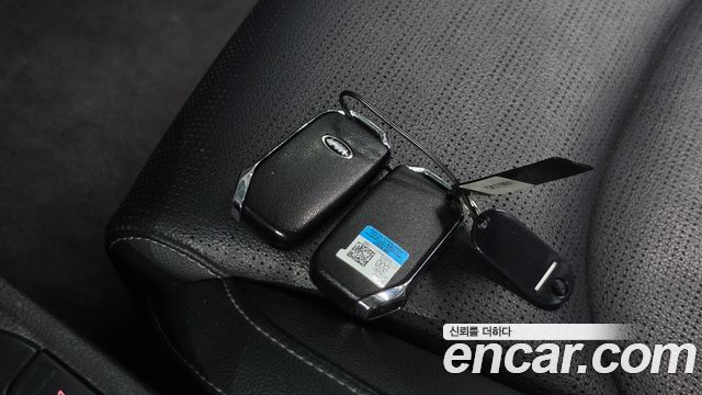Kia K3 2019 — photo 28