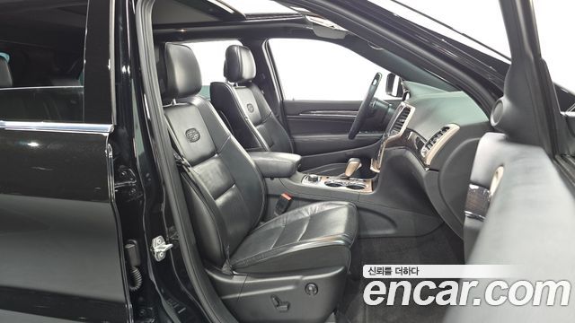 Jeep Cherokee 2017 — photo 11