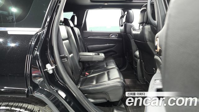 Jeep Cherokee 2017 — photo 12