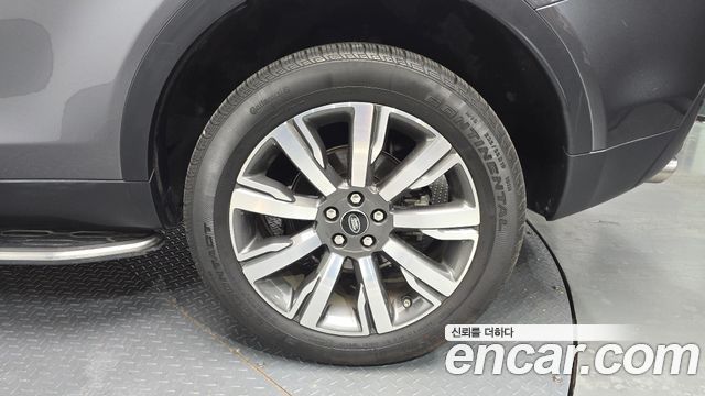 Land Rover Discovery Sport 2018 — photo 7